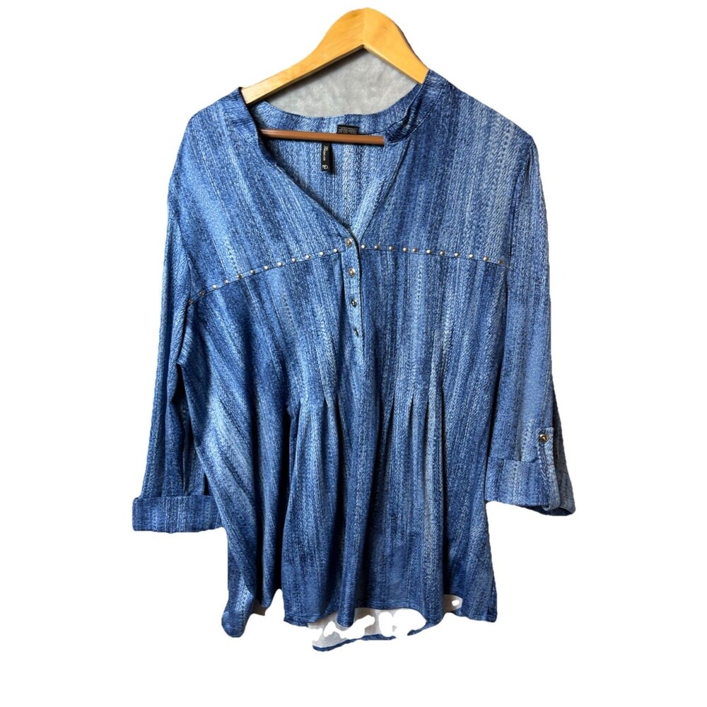 New Directions Woman’s Top Size 3x Blue 3/4 Sleeve W Cuffs Studs Blouse
